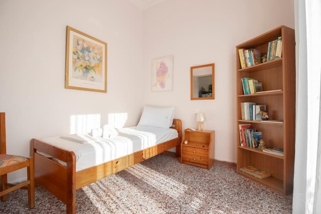 Vintage Charm Apt Near Centre イラクリオン エクステリア 写真